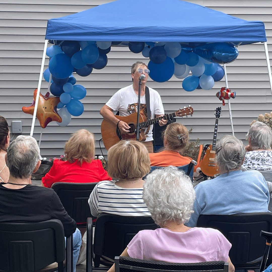 Live entertainment from FIZ, a guitarist and vocalist, lit up the day for residents to enjoy.